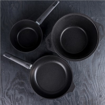Набор кухонной посуды «Традиция №1», антипригарное покрытие, крышка, цвет чёрный