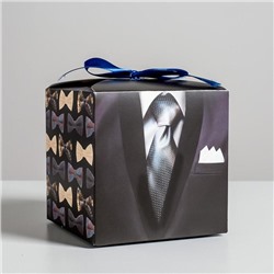 Коробка складная «Джентльмену», 12 × 12 × 12 см