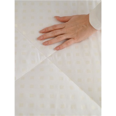 Одеяло ОТБ белое облегченное 1,5сп