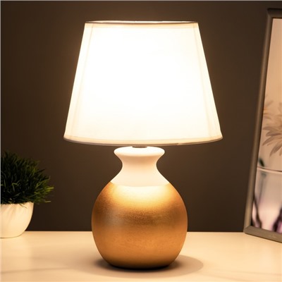 Настольная лампа "Даена" E14 40Вт серо-золотой 20х20х31 см RISALUX