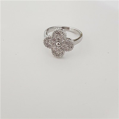 Комплект "Дубай": кольцо р-р 19, серьги, подвеска, покрытие посеребрение, цвет камня: белый, 30249, арт. 847.623