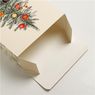 Коробка складная «Новогодняя ёлка», 22 × 30 × 10 см