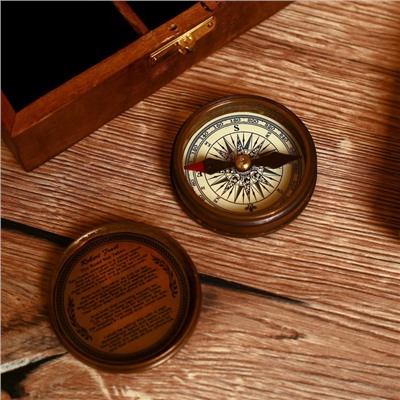УЦЕНКА Сувенирный набор в шкатулке "Шкипер" (компас, подзорная труба) 15,5х11х5,5 см