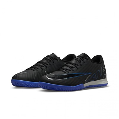 Бутсы взрослые ZOOM VAPOR 15 ACADEMY IC, Nike