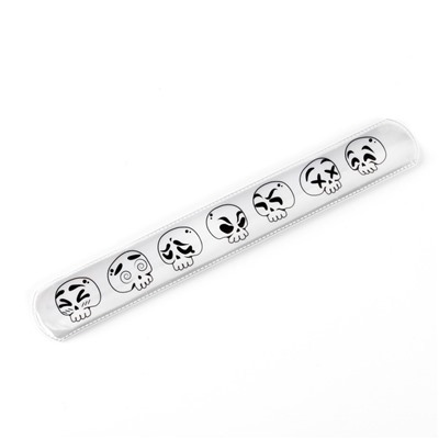 Набор светоотражающий «Смайлики», 5 предметов: браслет, брелок и 3 наклейки