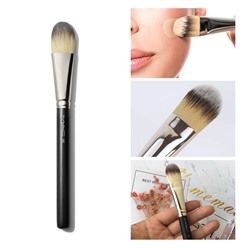 Плоская кисть МАС 190 Foundation Brush