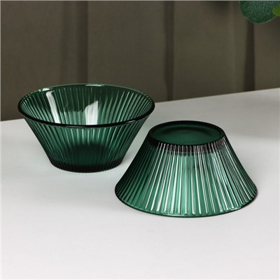 Набор стеклянной посуды «Верде», 5 предметов: 2 стакана 330 мл, 2 тарелки 280 мл, салатник 1,6 л, цвет зелёный