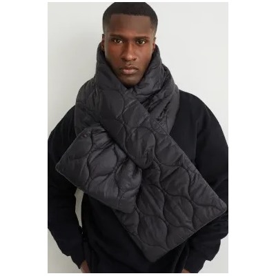 Quilted scarf