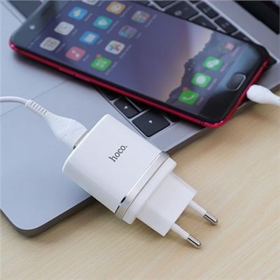 Зарядное устройство Hoco C12Q QC3.0 3А USB + кабель microUSB, белое