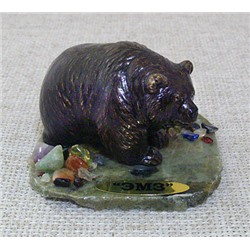 Фигурка Медведь малый на подставке из камня, 1418
