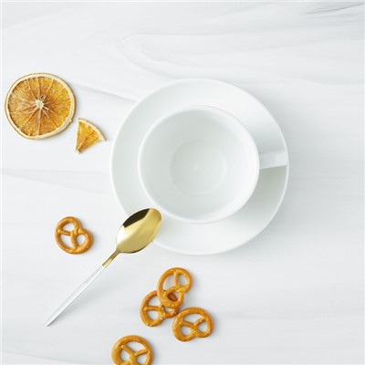 Ложка чайная из нержавеющей стали Magistro «Блинк», 15,5×2,8 см, белая ручка, на подвесе, цвет золотой