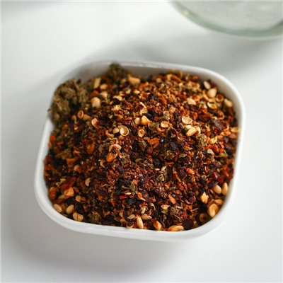 Ягодно-травяной чай «Любимой бабушке»: морошка, шиповник, чага, лист малины, арония черноплодная, 50 г.