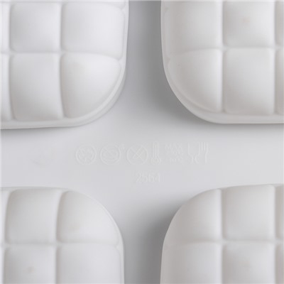 Форма для муссовых десертов и выпечки Доляна «Перина», 29×17×3 см, 6 ячеек (6,5×6,5 см), цвет белый