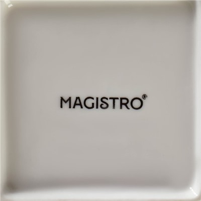 Тарелка фарфоровая квадратная Magistro «Цветок Бланш», 26,5×26,5 см, цвет белый