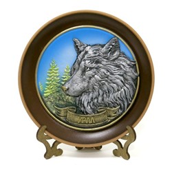 Тарелка керамическая с литой каменной накладкой Волк цветная, 7074ц