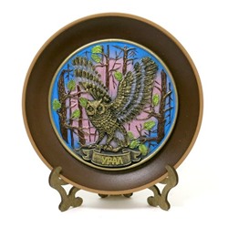 Тарелка керамическая с литой каменной накладкой Сова цветная, 7024ц