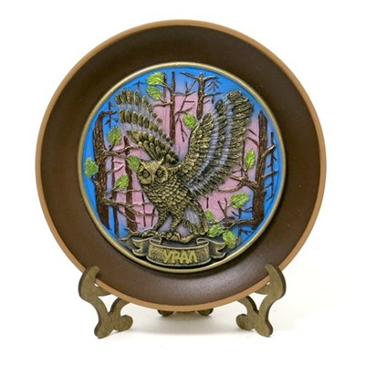 Тарелка керамическая с литой каменной накладкой Сова цветная, 7024ц