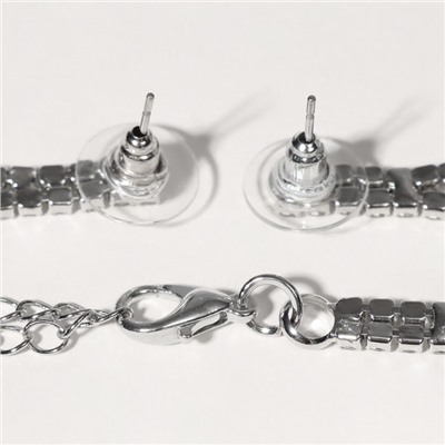 Набор 2 предмета: серьги, колье «Листопад» утончённый ромб, цвет бело-изумрудный в серебре, 32 см