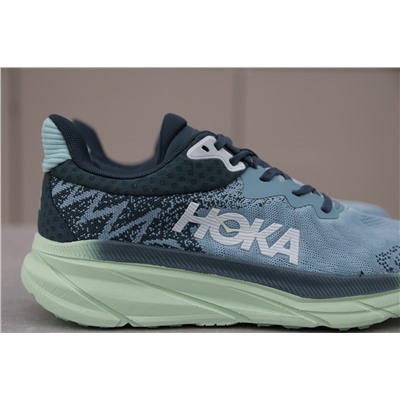 HOKA CHALLENGER ATR 7