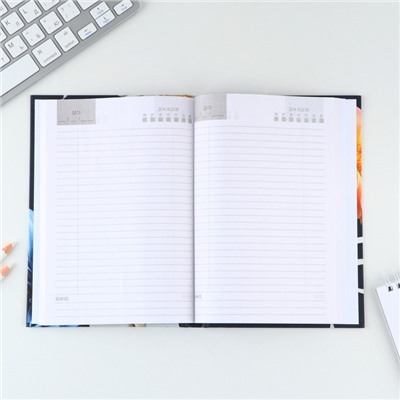 Подарочный набор «Учитель звучит гордо»: ежедневник А5, 80 листов, планинг, ручка, блок бумаг