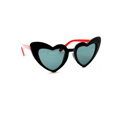 Детские солнцезащитные очки сердце черный красный