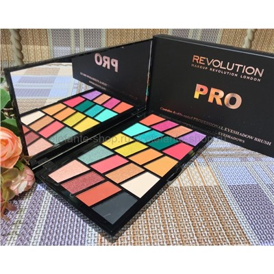 Палитра теней с зеркалом Revolution PRO 20 colors (13)