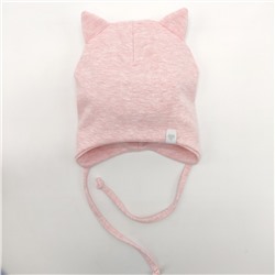 Шапка "Кошка" двухслойная с завязками и шевроном "Сердце". Цвет светло-розовый меланж