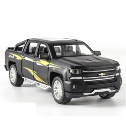 Модель мет. "Chevrolet Silverado V8" 1:32 инерц. свет, звук, открыв. двери и капот арт.CZ32043/71364