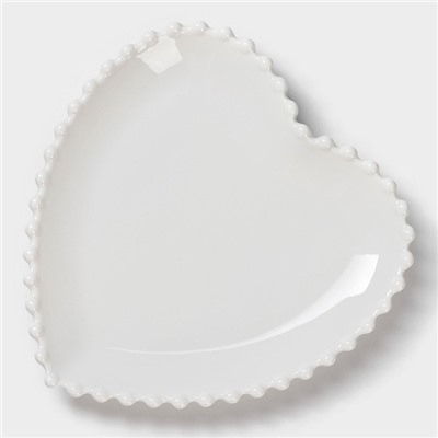 Тарелка фарфоровая Magistro «Сердце», 20,5×21×2,5 см, цвет белый