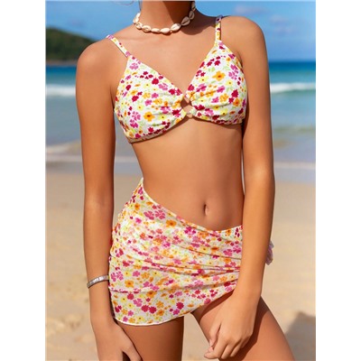 Teenager Mädchen Bikini mit Blume Muster, & Strandrock