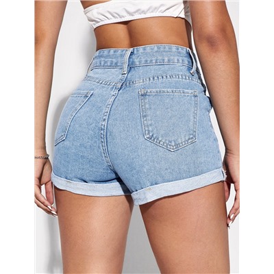 Denim Shorts mit aufgerolltem Saum