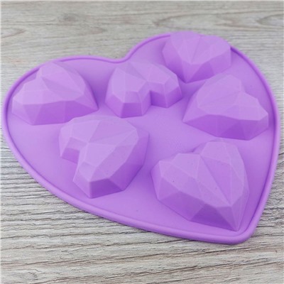 Силиконовая форма для выпечки и муссовых десертов 6 ячеек Граненое сердце