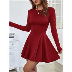 SHEIN PETITE Однотонное расклешенное платье