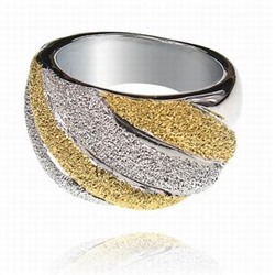 UC013-16 Кольцо, цвет серебряно-золотой, размер 16