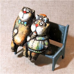 Коты сидящие на скамейке, KN 00-42