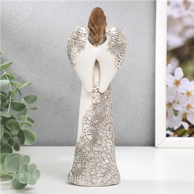 Сувенир полистоун "Ангел с сердцем, платье с серебристыми узорами" 19,5х7х4,5 см