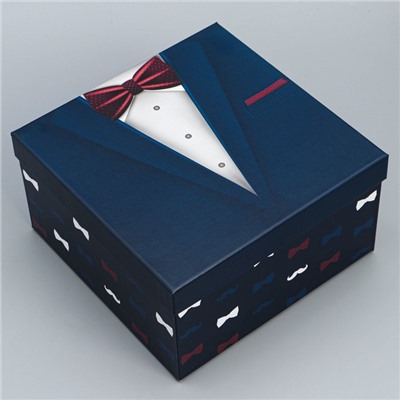 Набор подарочных коробок 3 в 1 «Костюмы», 18 × 18 × 10‒22 × 22 × 12 см