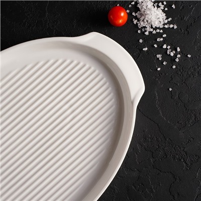 Блюдо фарфоровое для запекания Magistro «Бланш», 33×21×2,5 см, цвет белый