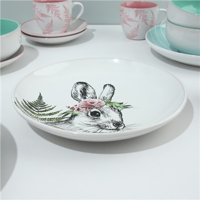 Набор посуды на 4 персоны «Лесные персонажи», 16 предметов: 4 тарелки 23 см, 4 миски 14.5 см, 4 кружки 250 мл, 4 блюдца 15 см.
