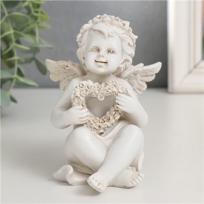 Сувенир полистоун "Ангелочек с венком из роз в форме сердца" МИКС 11х9х8,4 см