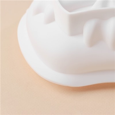 Форма для выпечки и муссовых десертов KONFINETTA «Сердце с бантом», 19×17×6,5 см, цвет белый