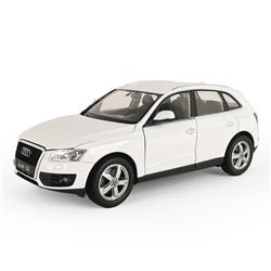 Welly. Машинка 1:24 "Audi Q5" метал., откр. передние двери и капот, белый арт.22518W