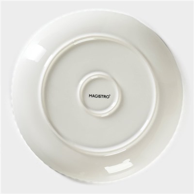 Тарелка фарфоровая обеденная Magistro «Лакомка», d=20,5 см, цвет белый