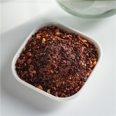 Ягодно-травяной чай «Общеукрепляющий»: брусника, шиповник, чабрец, красная рябина, арония, 50 г.